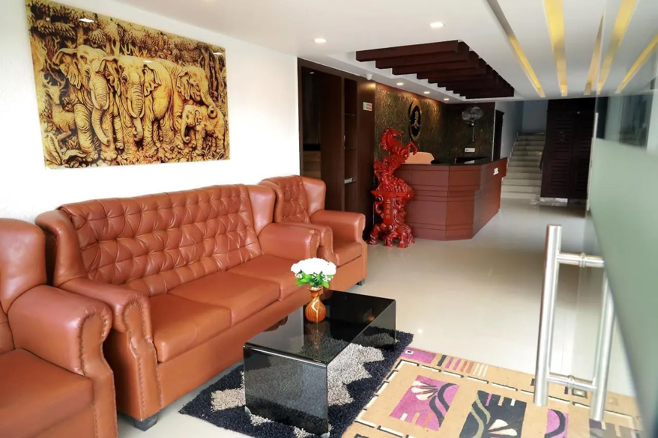 Ivory Grande Hotel Kalpetta