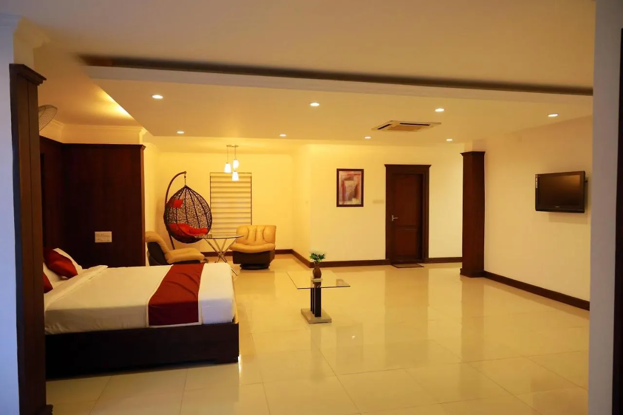 Ivory Grande Hotel Kalpetta India