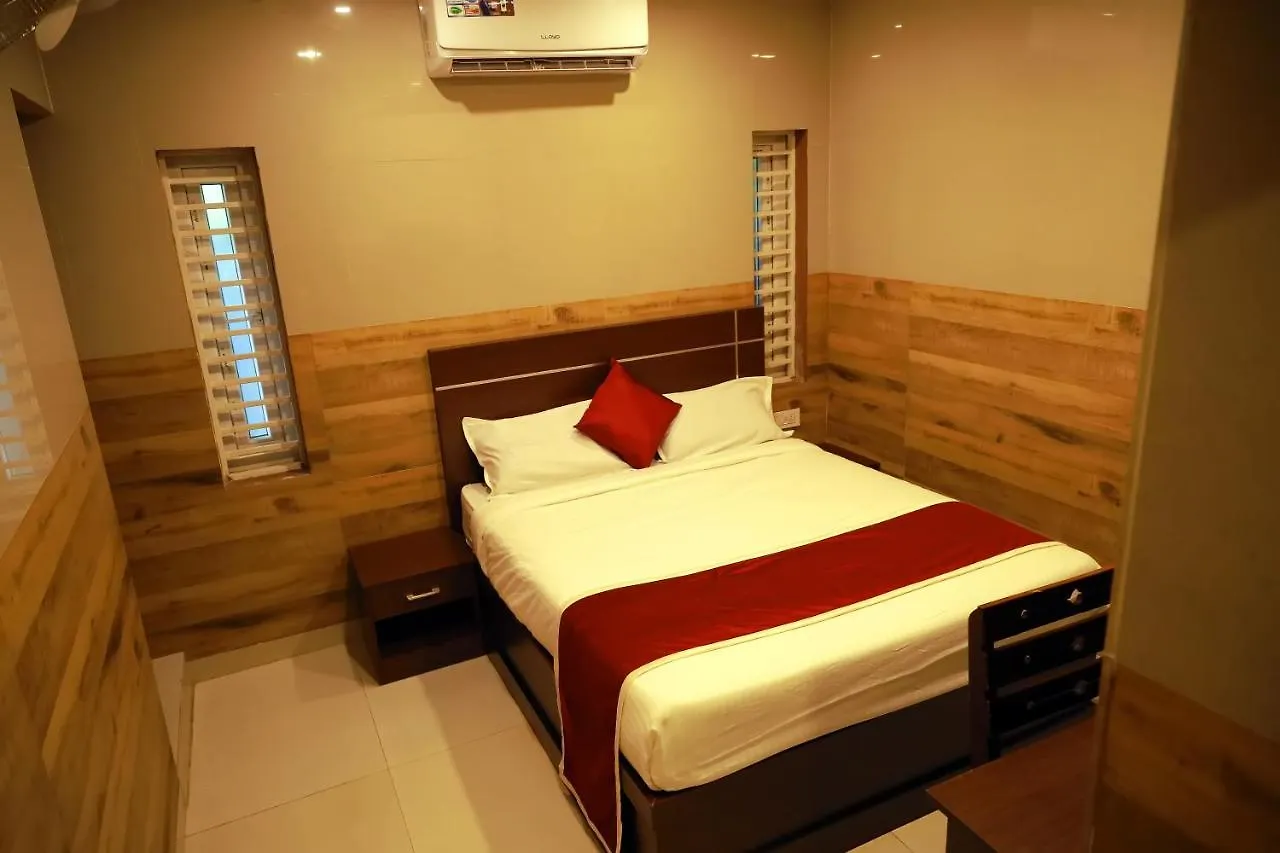 Ivory Grande Hotel Kalpetta